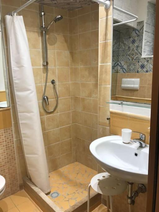 Evviva La Sicilia Catania Apartment Екстериор снимка